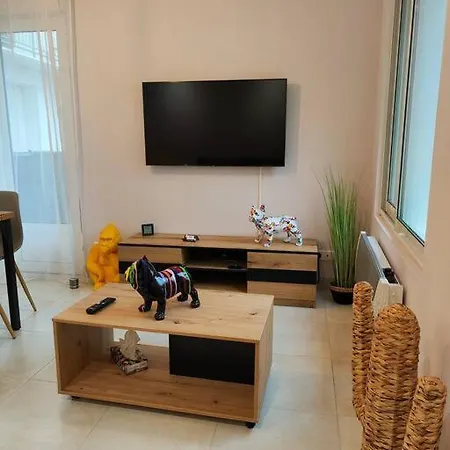 Le Paradou Apartment *